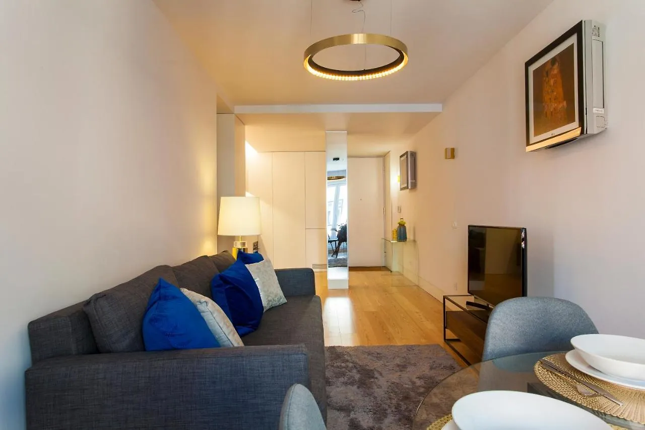 Crucifixo Downtown Terrance & Deluxe Apartment Lisbon Portugal
