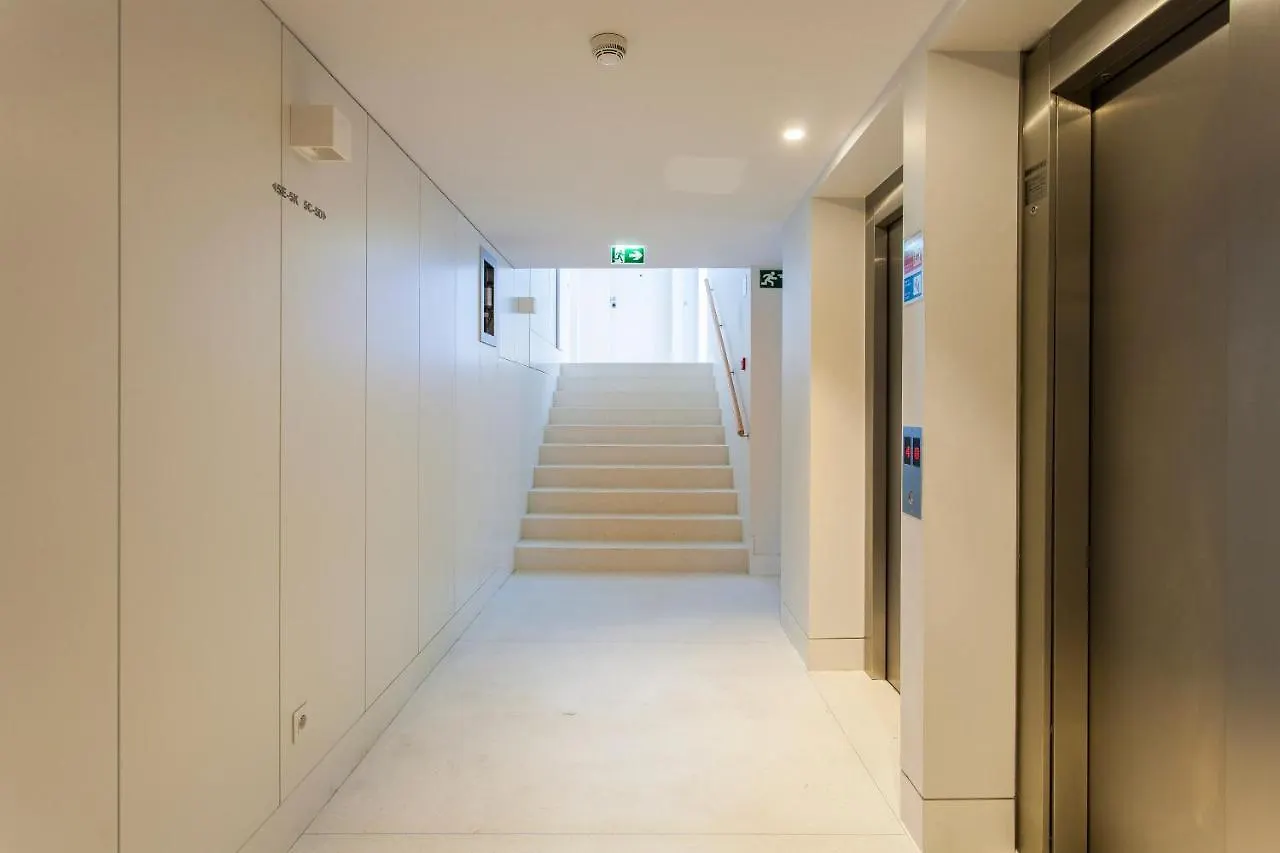 Crucifixo Downtown Terrance & Deluxe Apartment Lisbon