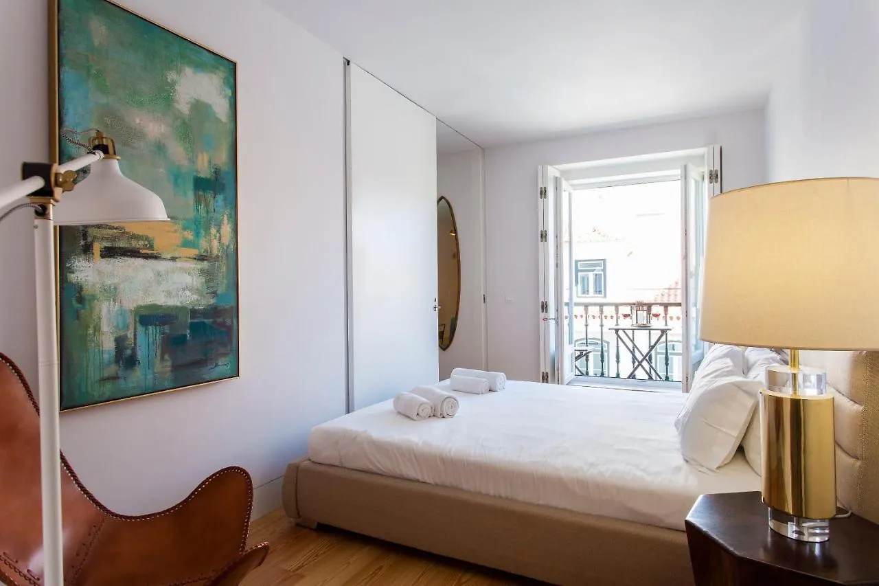 Crucifixo Downtown Terrance & Deluxe Apartment Lisbon Portugal